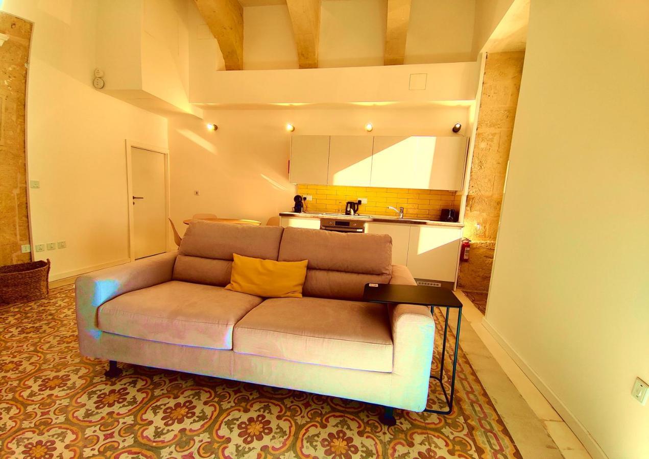 Oasis 22 Savynomad Harbour Residences Wow Views バレッタ エクステリア 写真