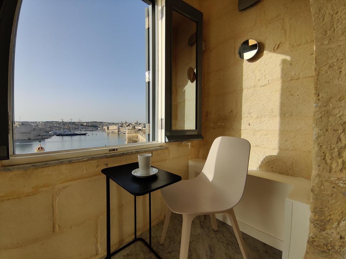 Oasis 22 Savynomad Harbour Residences Wow Views バレッタ エクステリア 写真