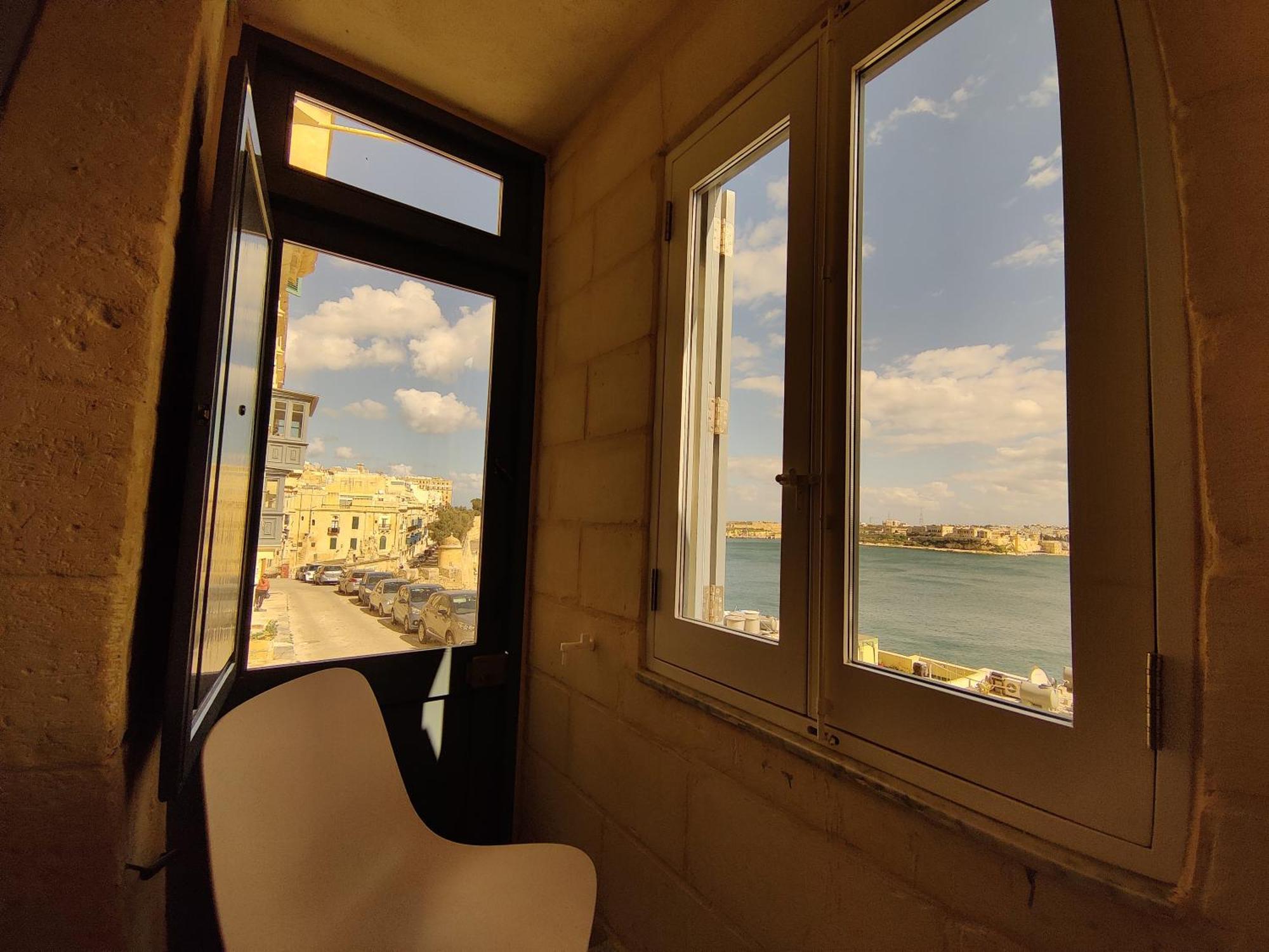 Oasis 22 Savynomad Harbour Residences Wow Views バレッタ エクステリア 写真