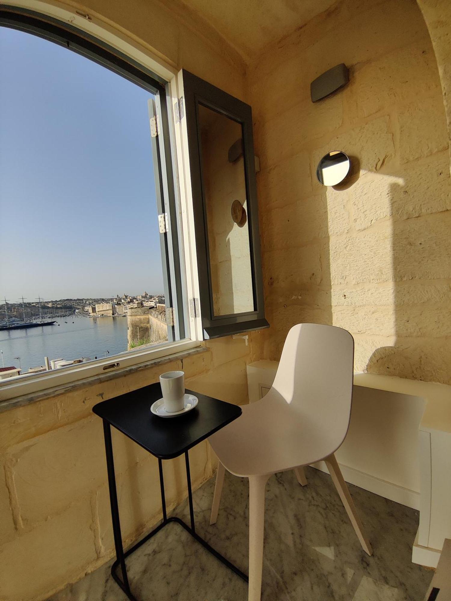 Oasis 22 Savynomad Harbour Residences Wow Views バレッタ エクステリア 写真